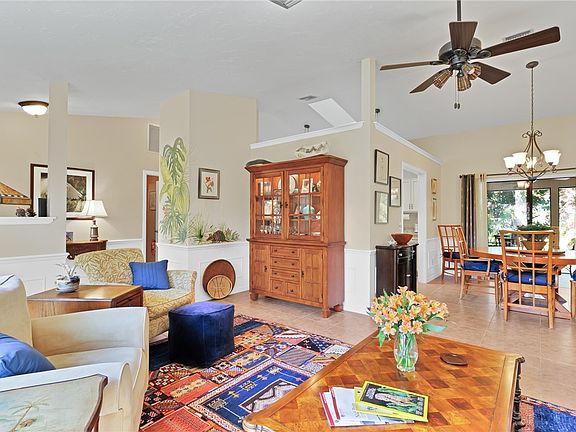 5th image of 740 Timber Ridge Trl SW