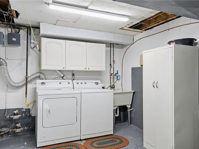 226 Frankfort Ave — Photo 16