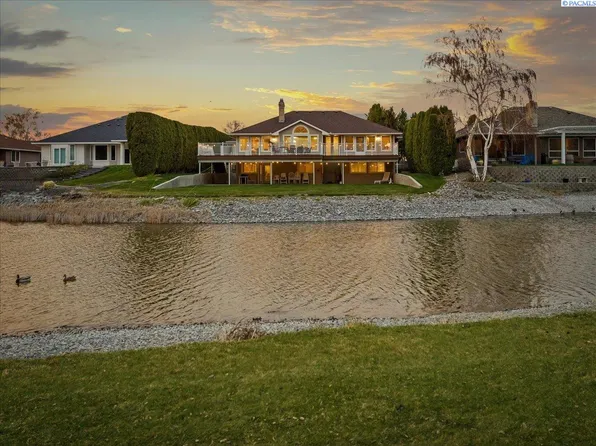 3909 W 36th Ave, Kennewick, WA 99337