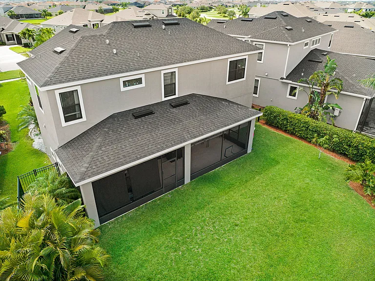 8212 Paragrass Ave — Photo 3