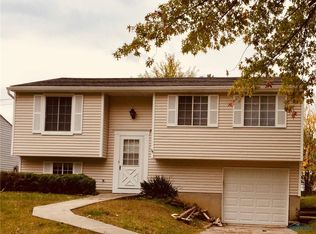 4913 Catalina Dr, Toledo, OH 43615