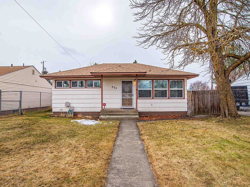 1st image of 203 W Heroy Ave