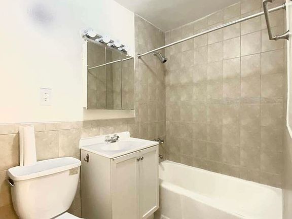 5th image of 333 E 81st St #A12