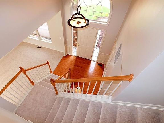 2nd image of 9532 Glenhill Dr