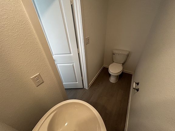 Entrance Bathroom