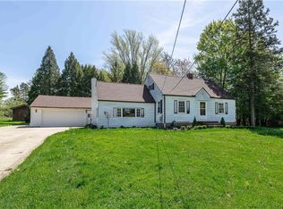13229 Chillicothe Rd, Chesterland, OH 44026