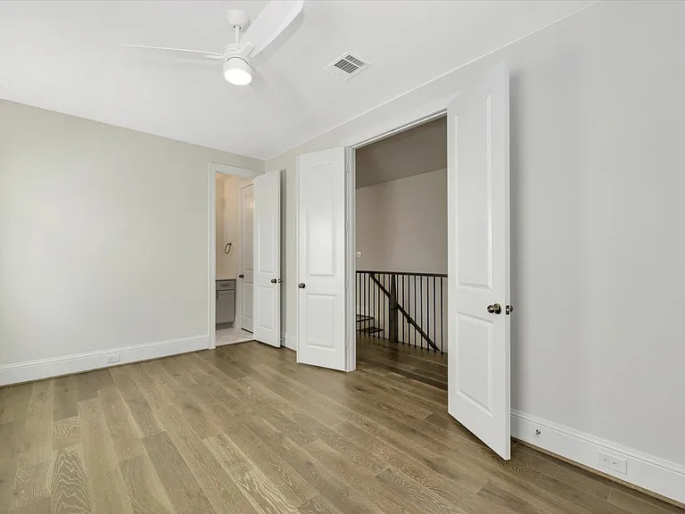 540 W 26th St #A — Photo 45