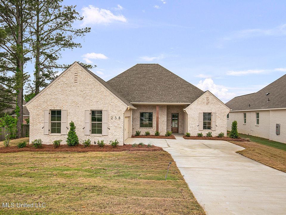 1st image of 258 Caroline Blvd