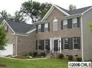 7341 Claiborne Woods Rd, Charlotte, NC 28216