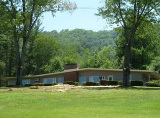 49 Smith Knob Rd, Andrews, NC 28901