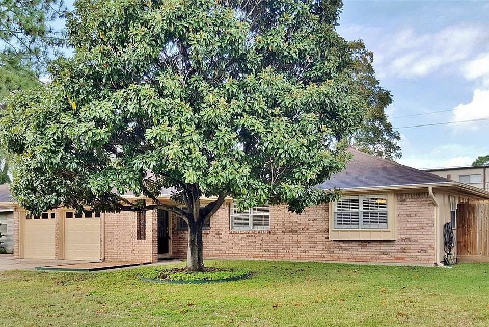 1st image of 2431 Willowby Dr