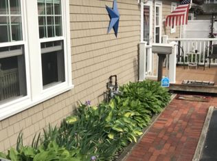 108 Payton Ave, Warwick, RI 02889