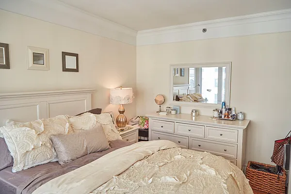 Rented by Keller Williams NYC | media 27