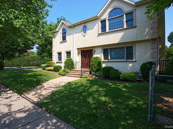 2nd image of 75 Maple Street
