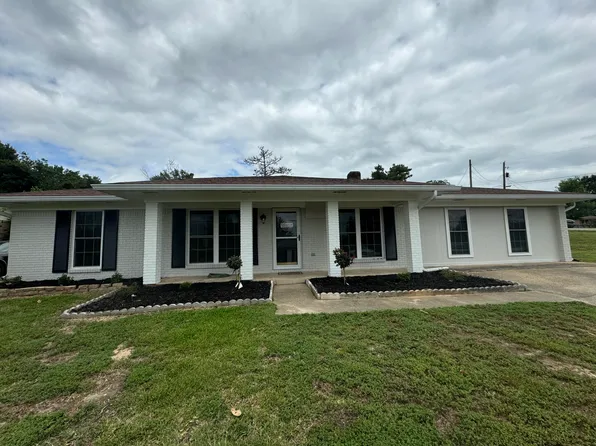 406 Hillside Dr, Petal, MS 39465