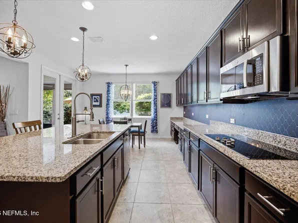 2977 MCCRONE Way, Jacksonville, FL 32216