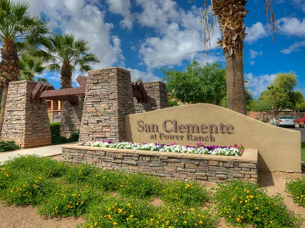 San Clemente Apartments