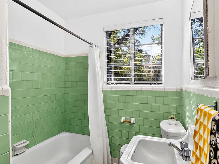 1302 Kirkwood Rd #A-C — Photo 14