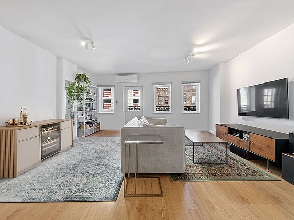 2nd image of 1570 Prospect Pl #6