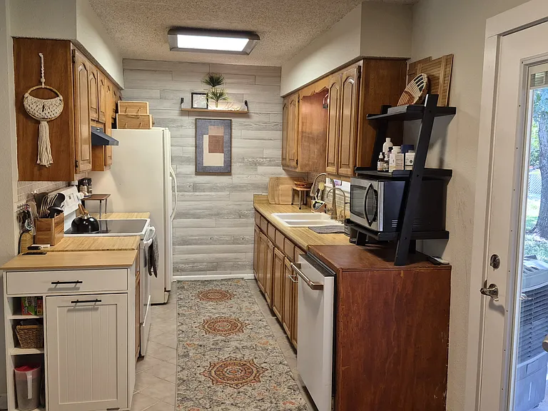 502 E Ash Dr — Photo 13