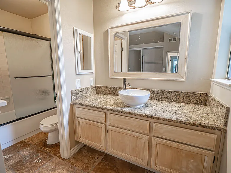 24022 Rockridge Ct — Photo 11
