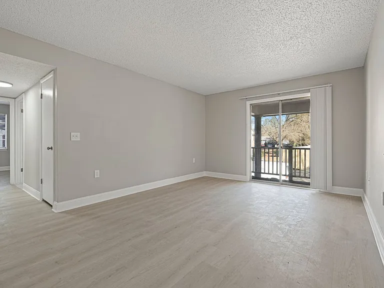 Arbor Landing Apartments — Photo 24