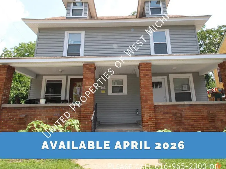 100 Fuller Ave SE — Photo 1