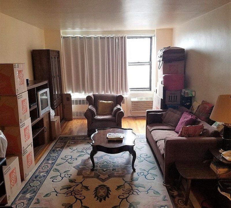 2nd image of 4142 73rd St APT 7G