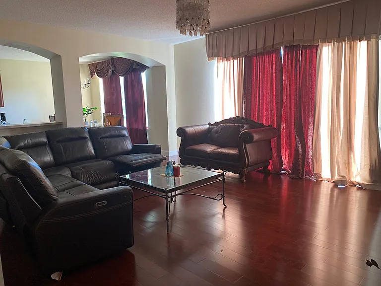2705 Grapevine Crst — Photo 32