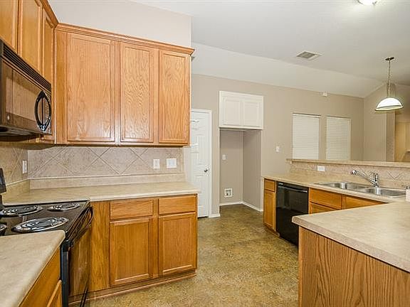 3rd image of 3608 Wood Pigeon Dr