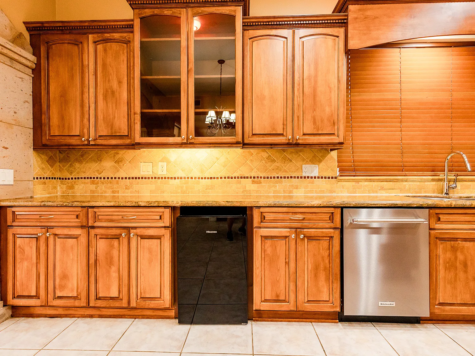 5 bed, 2986 sqft, $3,550 — Photo 4