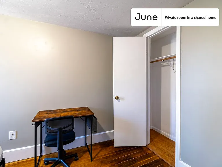 14 Bacon St #B — Photo 4