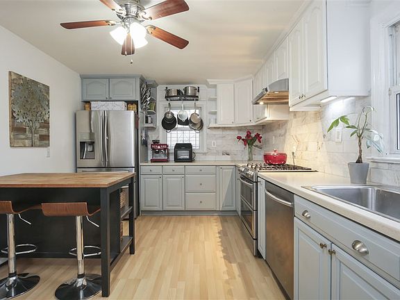 4th image of 268 Clendenny Ave