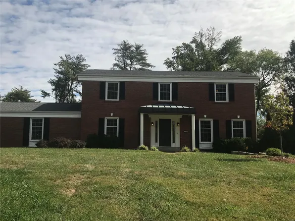 125 Emerald Green Ct, Saint Louis, MO 63141