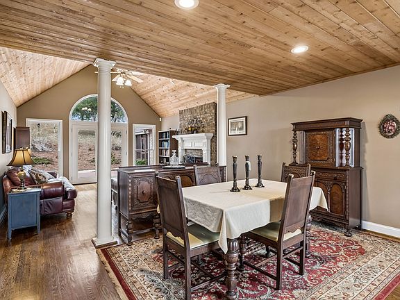 2nd image of 7301 Brush Creek Rd