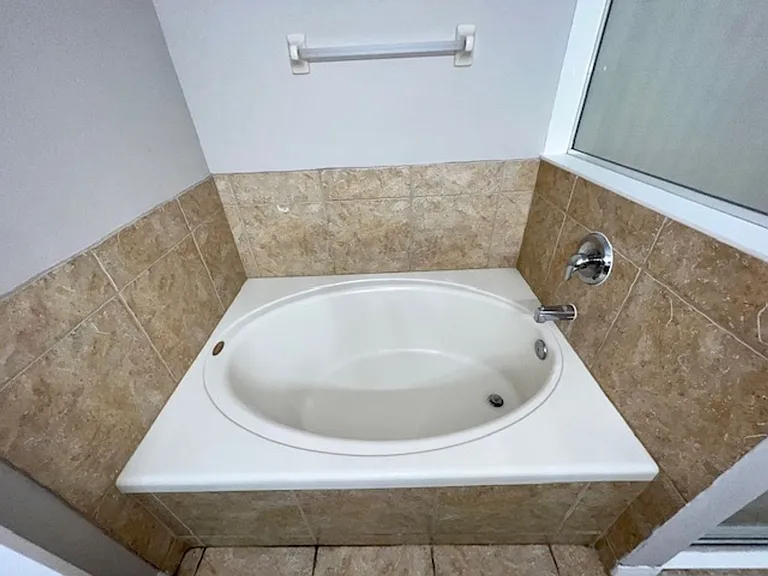 9240 Black Hawk Ct — Photo 23