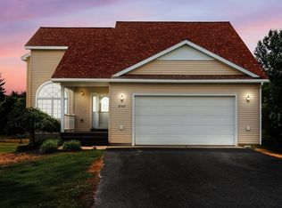 3143 Tamara Cir #39, Grawn, MI 49637