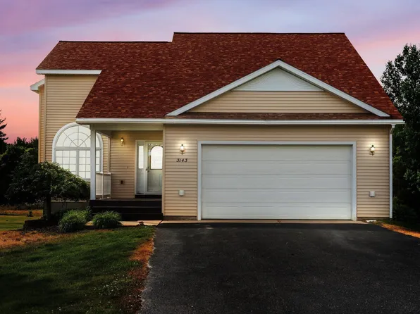 3143 Tamara Cir #39, Grawn, MI 49637