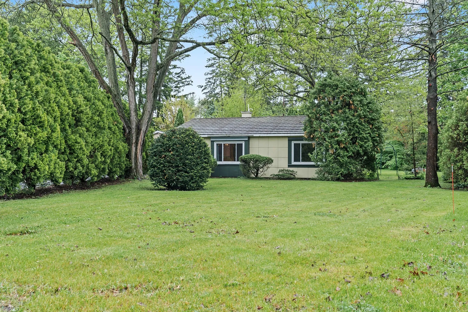5 Stonegate Cir photo 1