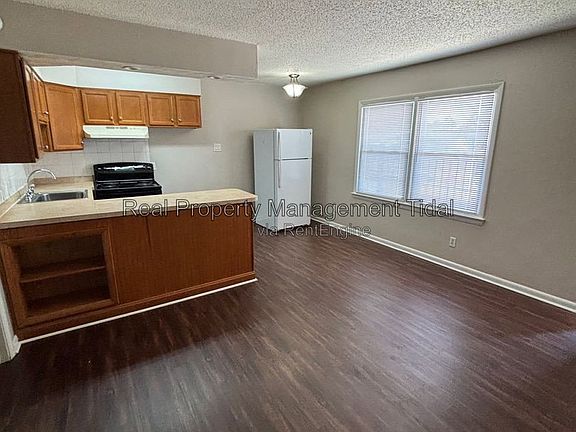 5th image of 5667 Brickell Rd APT 20