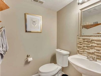 9413 S Purple Lilac Ln, Sandy, UT, 84070