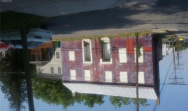 2nd image of 621 W 30th St
