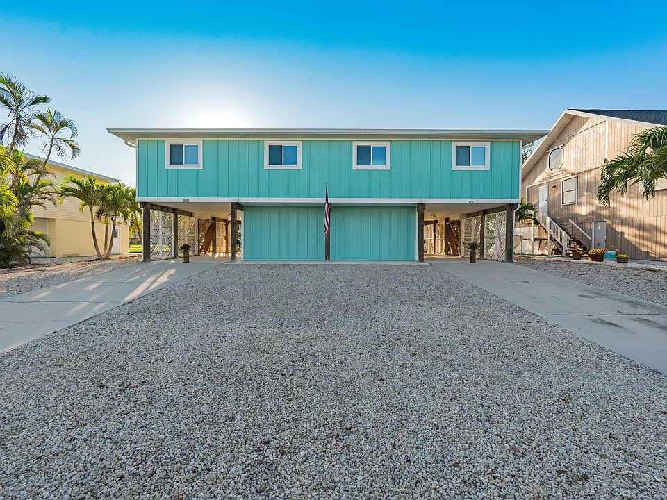 21671-21673 Indian Bayou Dr #21671