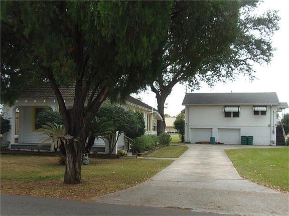 2nd image of 704 Avenue G