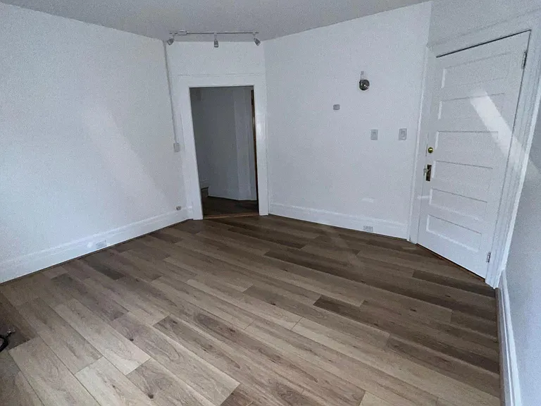 7 Law St #3 — Photo 9