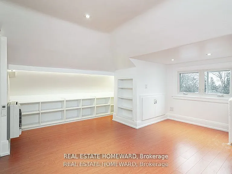 56 Oakwood Ave — Photo 24