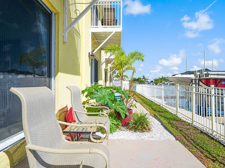 4103 Gulf Blvd #109 — Photo 32