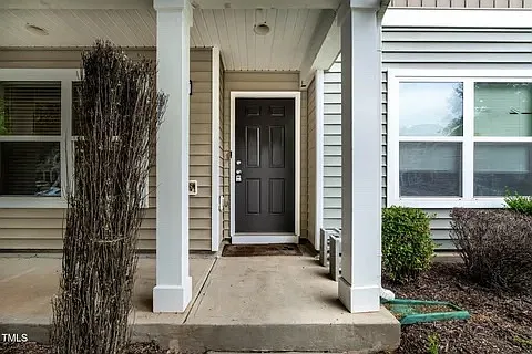 Morgantown St — Photo 9