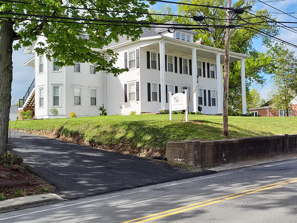 C2-93 Main St