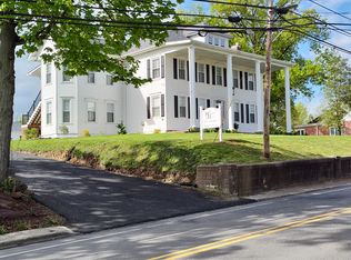 93 Main St, Hickory, PA 15340